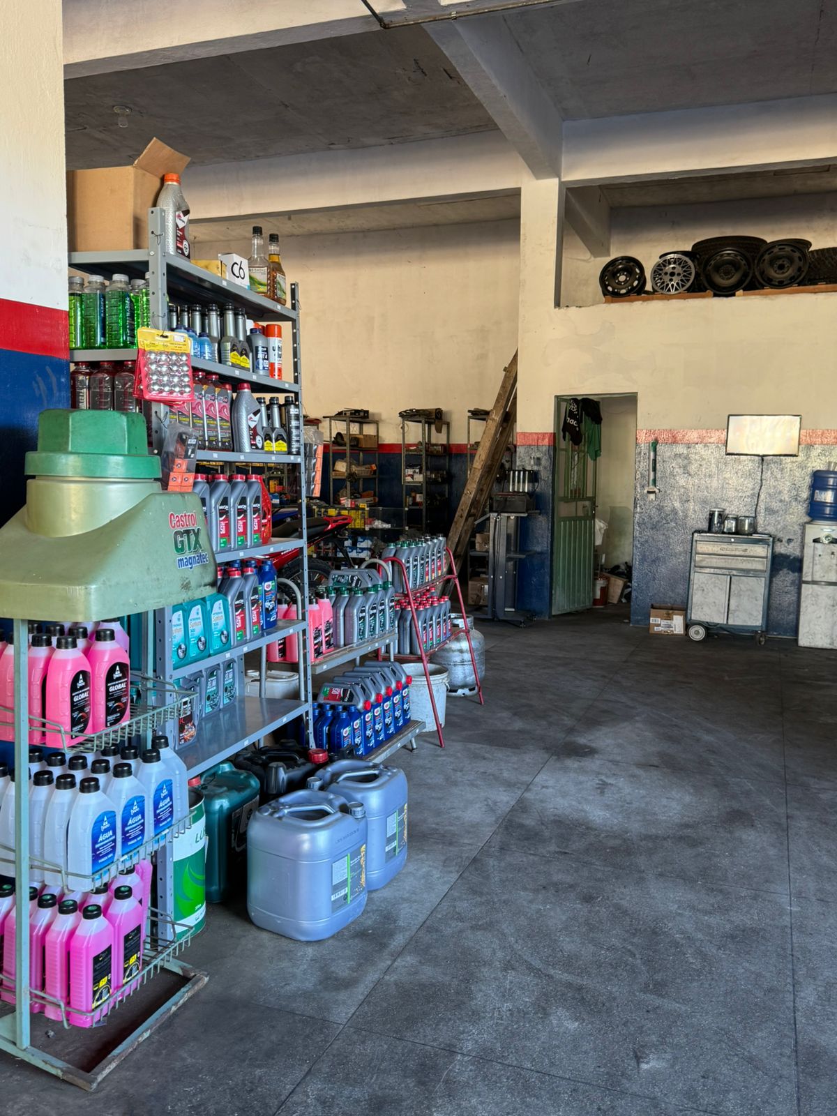 Lubrificantes, óleos e produtos disponíveis na loja